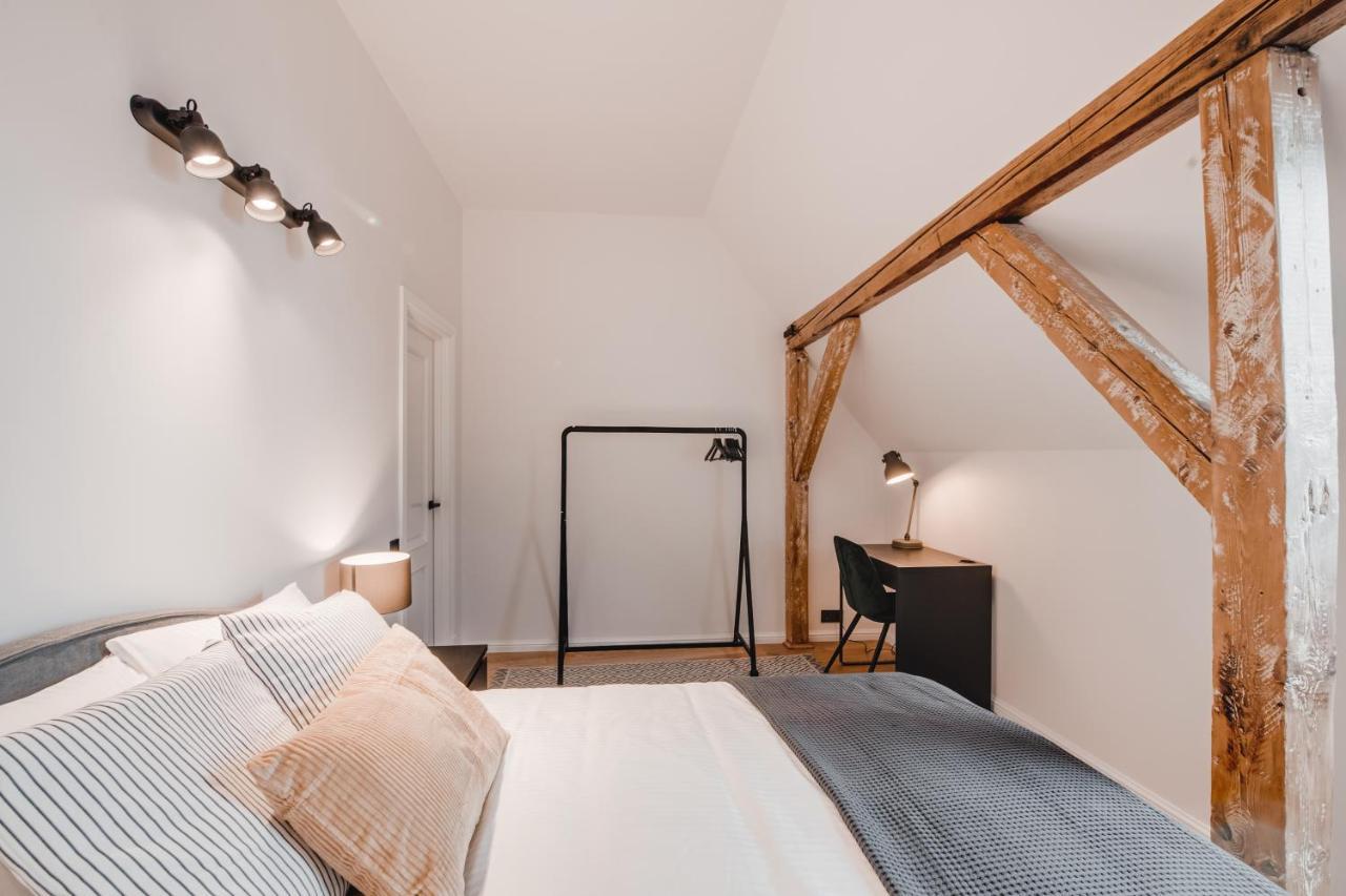 Big Design Apt - Sleeps 12 - Best Location Рига Экстерьер фото